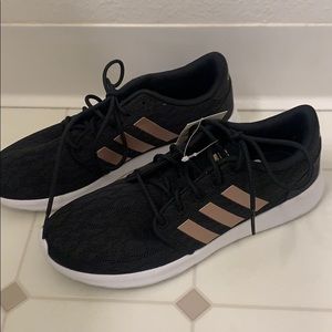 Adidas CLOUDFOAM QT RACER SHOES